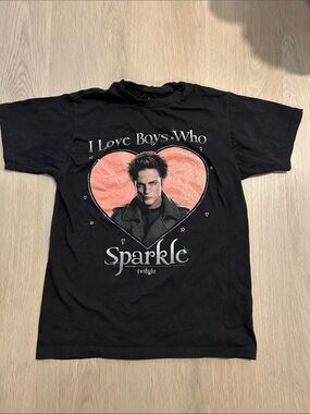 Spencer's Black Twilight 'I Love Boys Who Sparkle' Graphic Tee with Pink Heart
